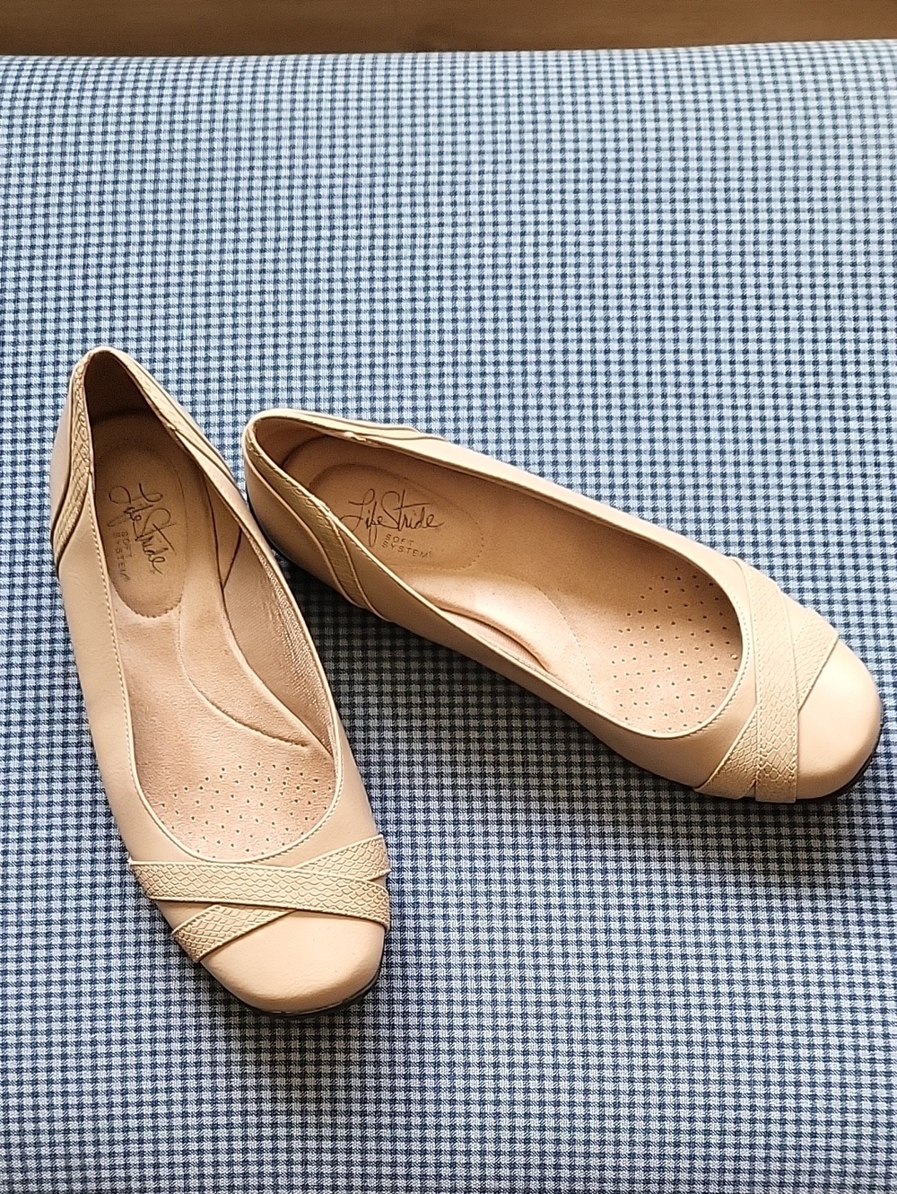 Life Stride Women's Nude Ballet Flats with Cross-Strap Detail